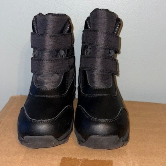 Boys Size 1 Thermolite Snowboots - Picture 1 of 6